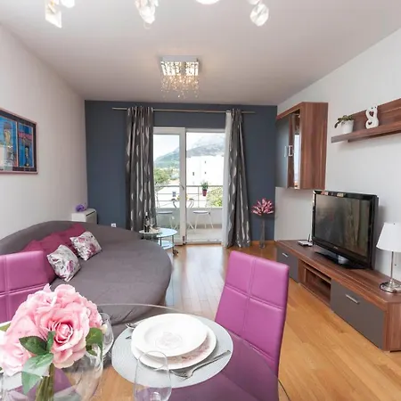 Ivona Apartment Makarska